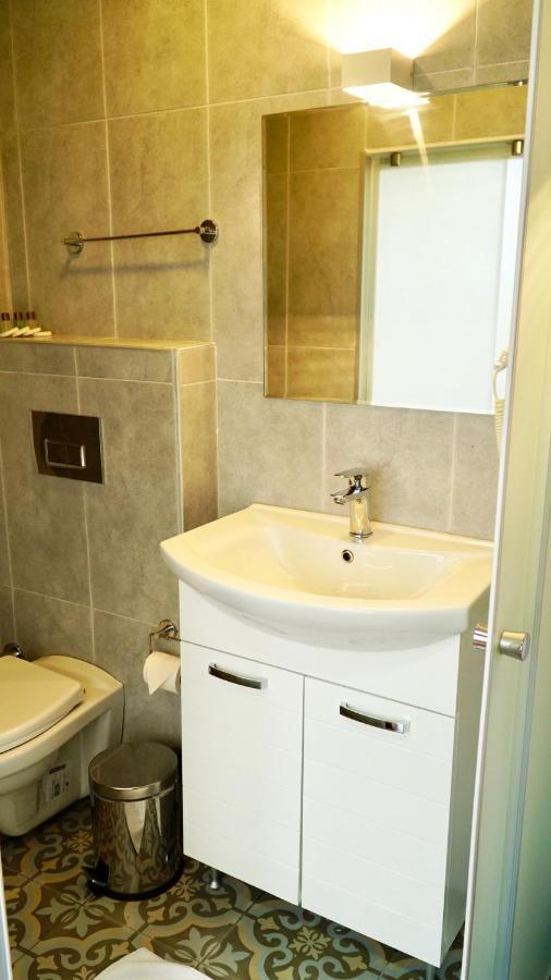 Qonaq Hotel & Suites Istanbul Eksteriør billede