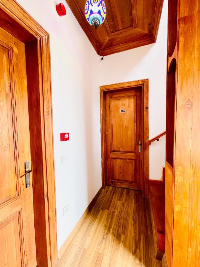 Qonaq Hotel & Suites Istanbul Eksteriør billede