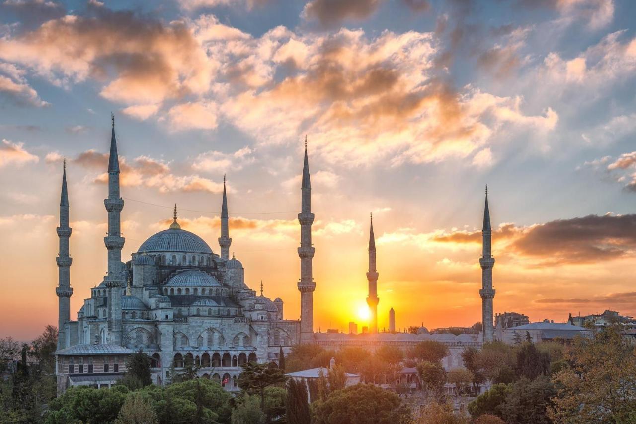 Qonaq Hotel & Suites Istanbul Eksteriør billede